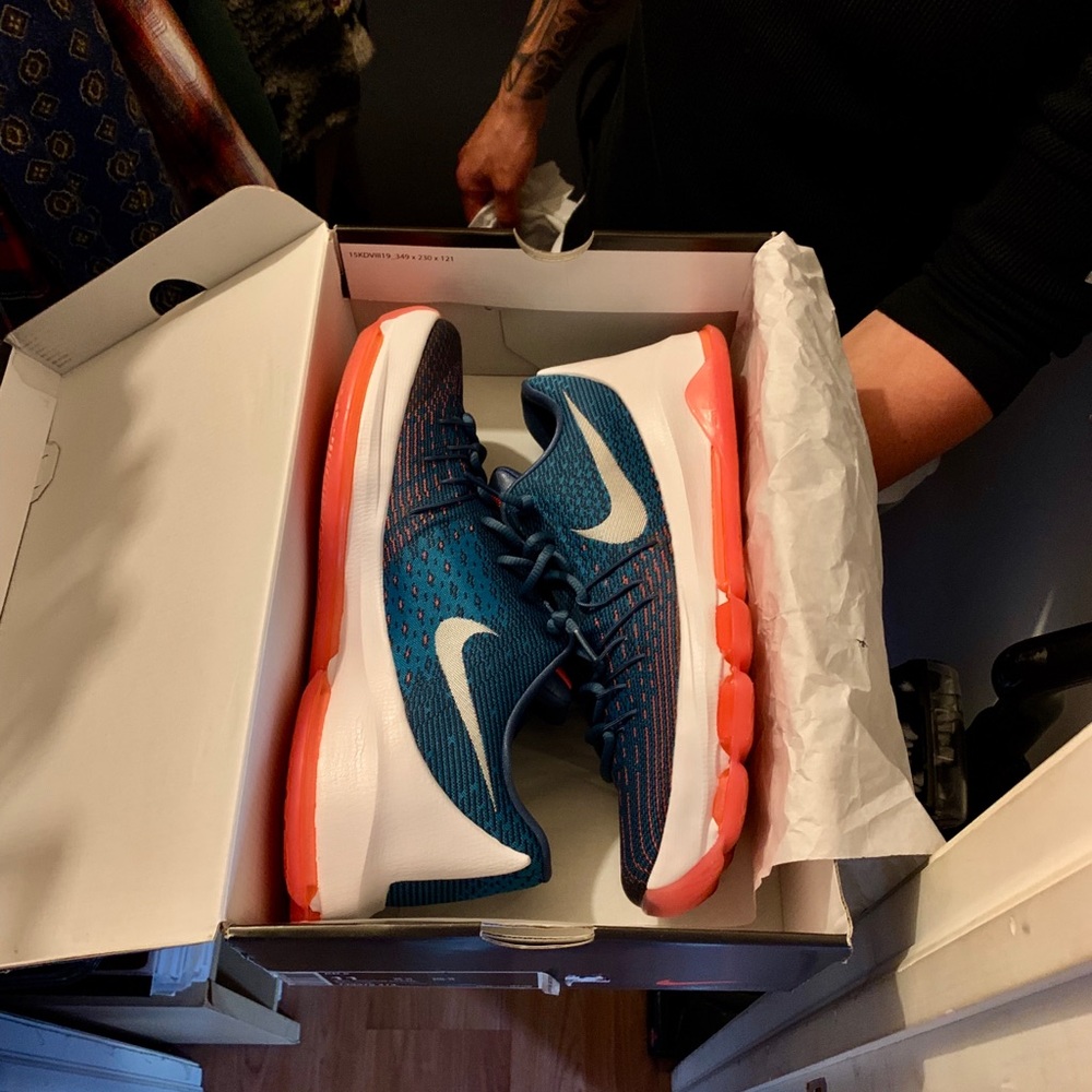 KD 8 | SIZE 11